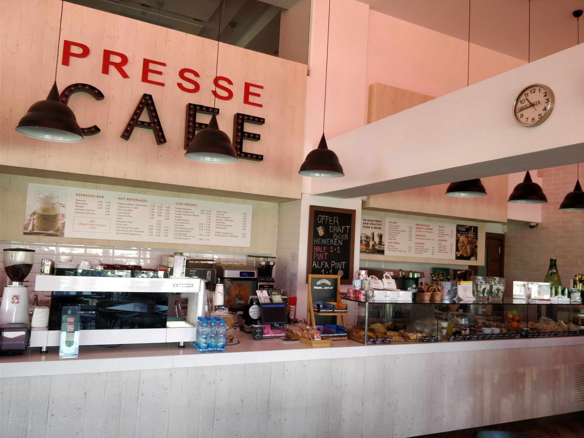 Presse Café espresso bar